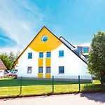 Haus 1 Darsser Weg, Nr 2 * 青斯特